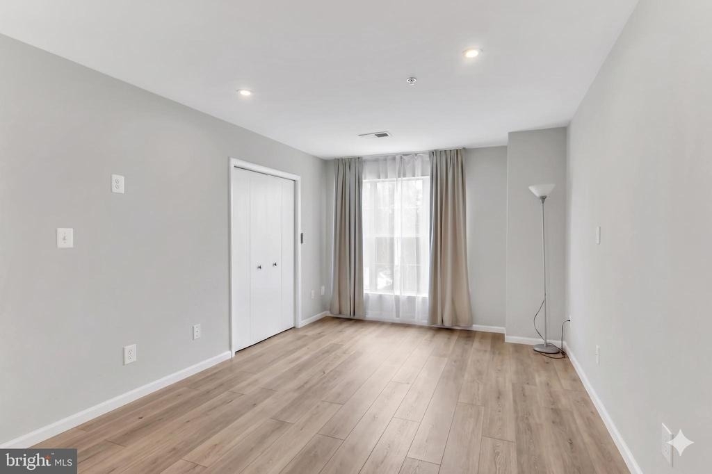 9411 Royal Bonnet Terrace - Photo 23
