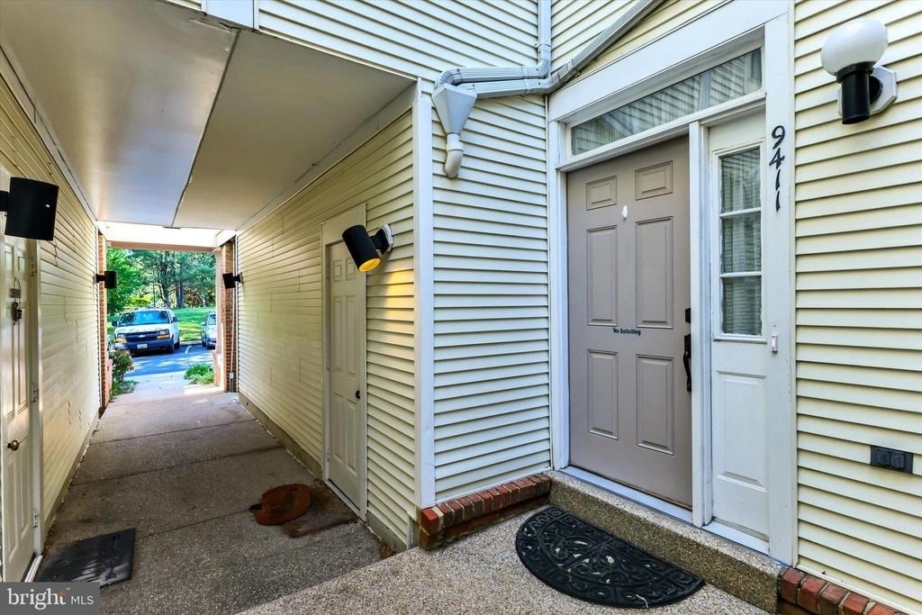9411 Royal Bonnet Terrace - Photo 4