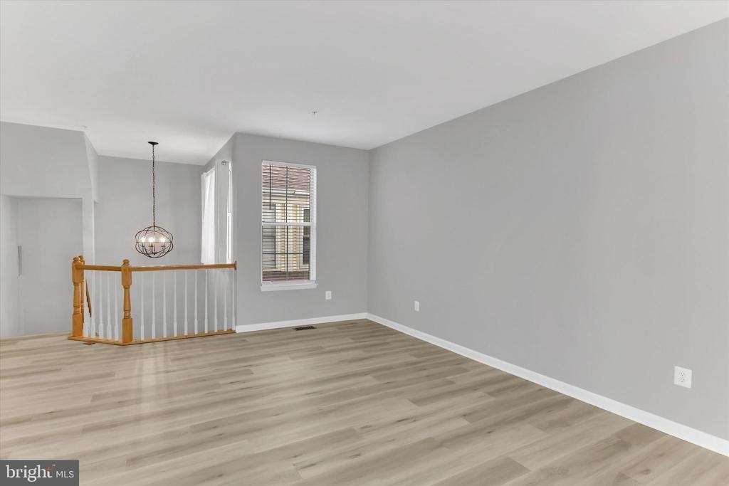 9411 Royal Bonnet Terrace - Photo 15