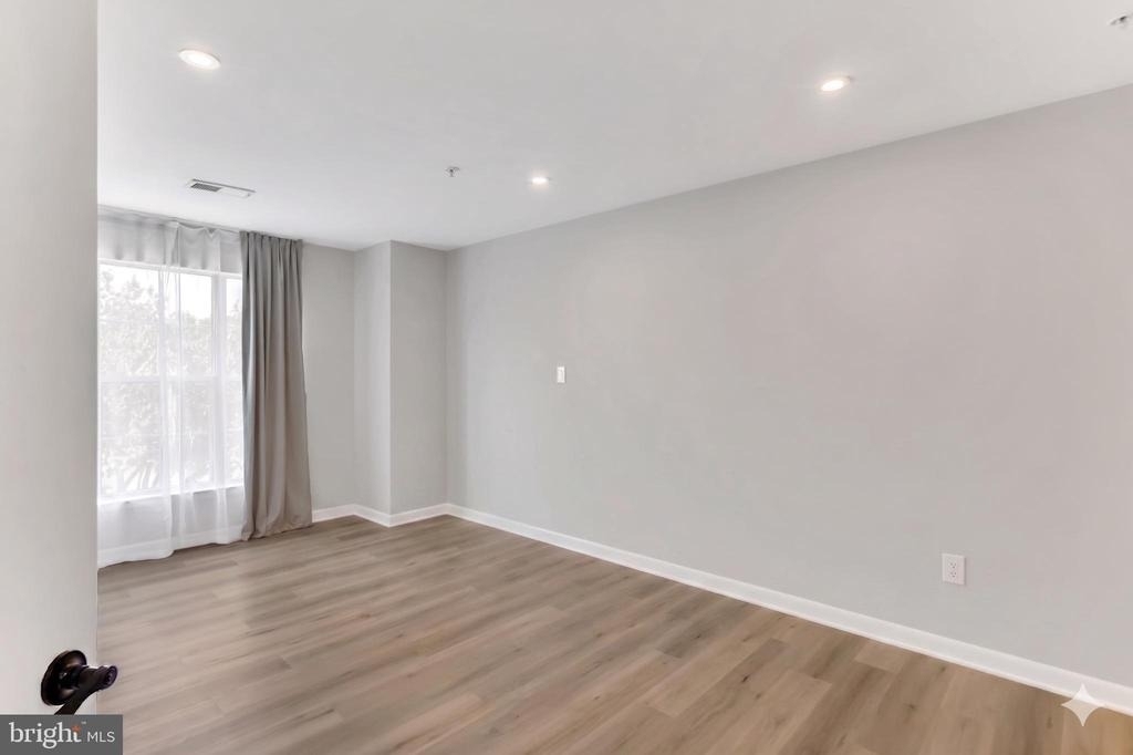 9411 Royal Bonnet Terrace - Photo 22