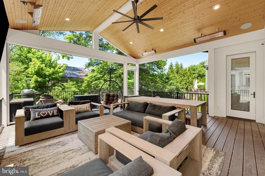7602 Holiday Terrace - Photo 19