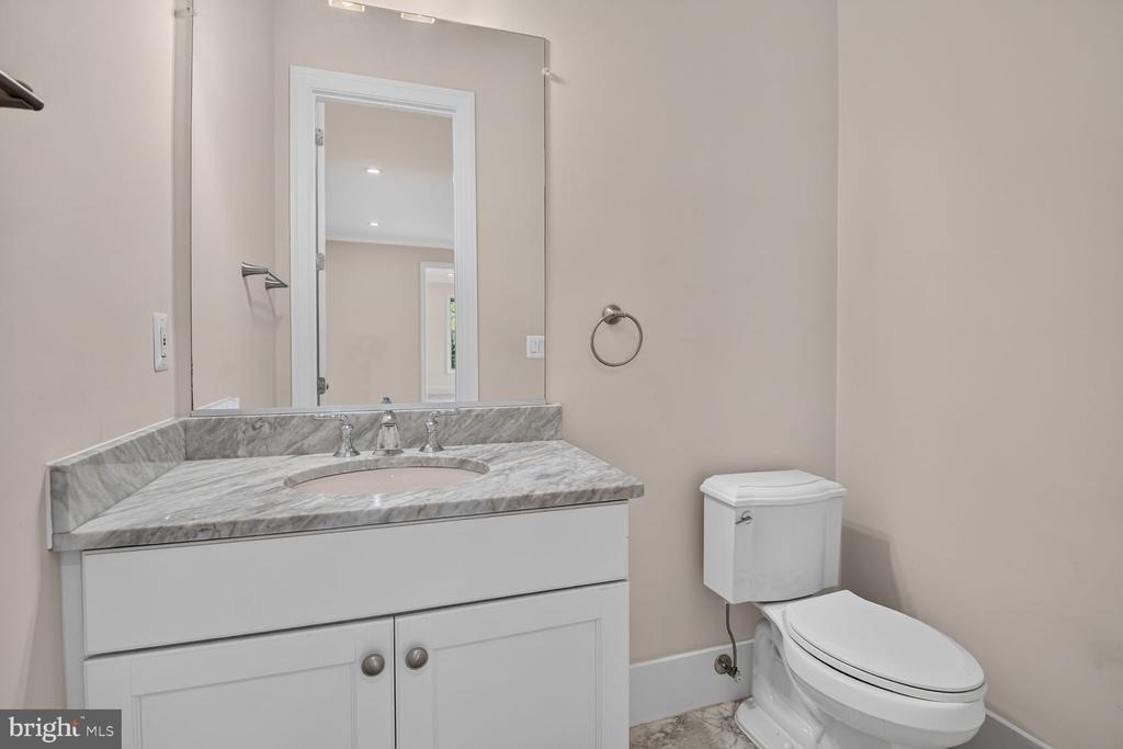 13828 Travilah Road - Photo 29