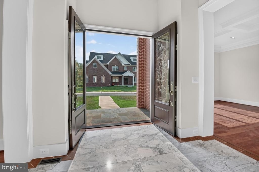 13828 Travilah Road - Photo 7