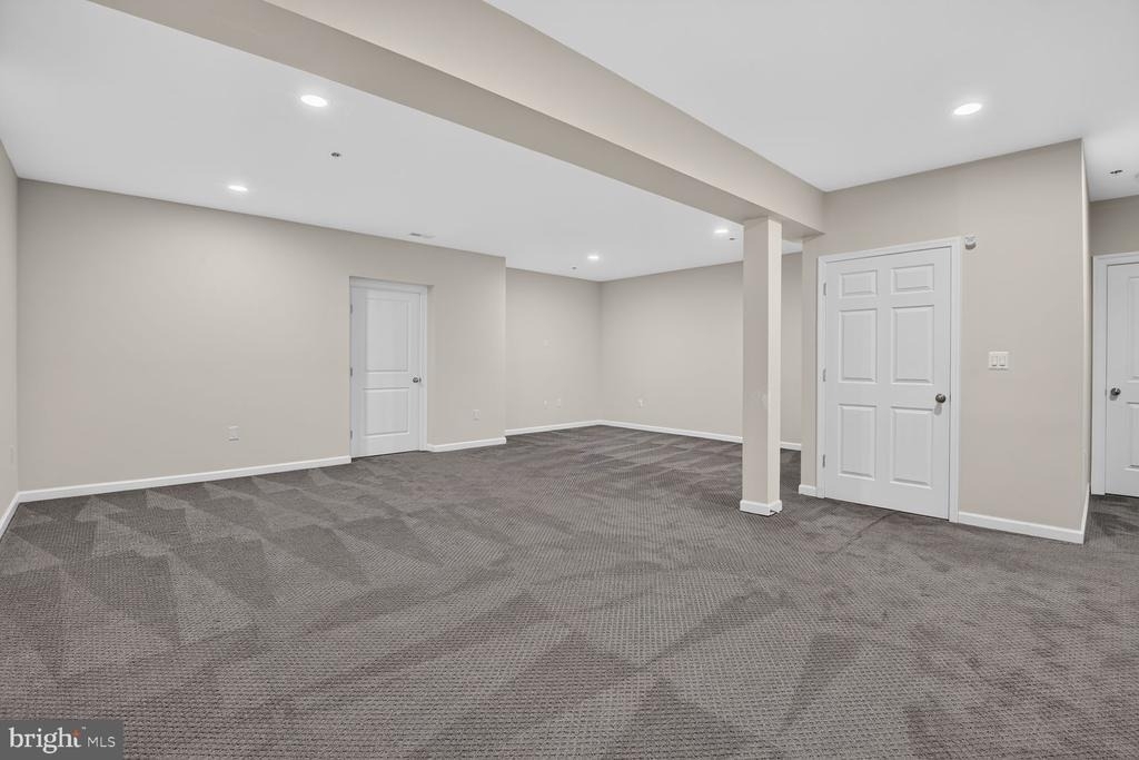 13828 Travilah Road - Photo 45
