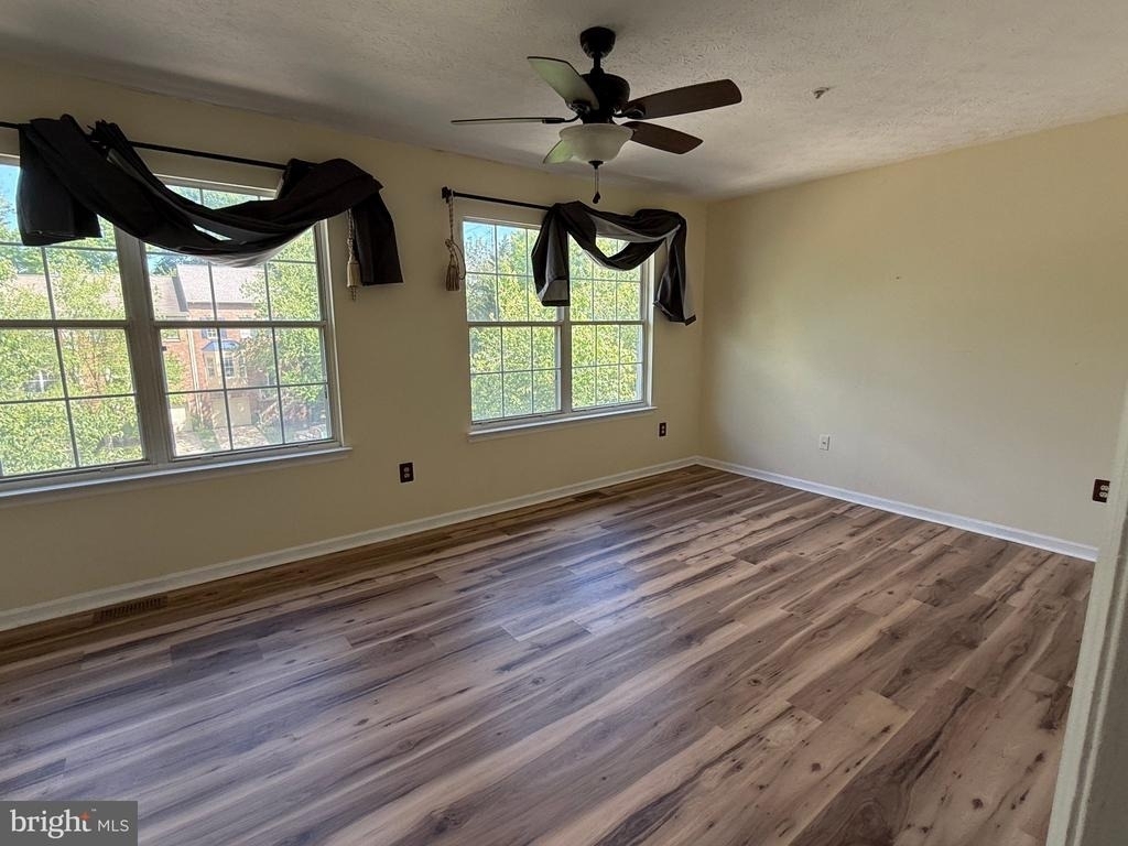 9324 Daly Court - Photo 18