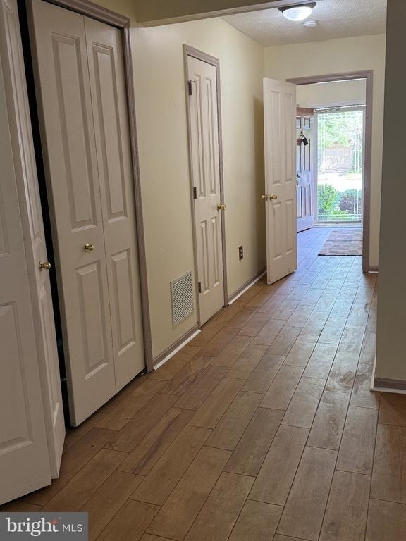 9324 Daly Court - Photo 5