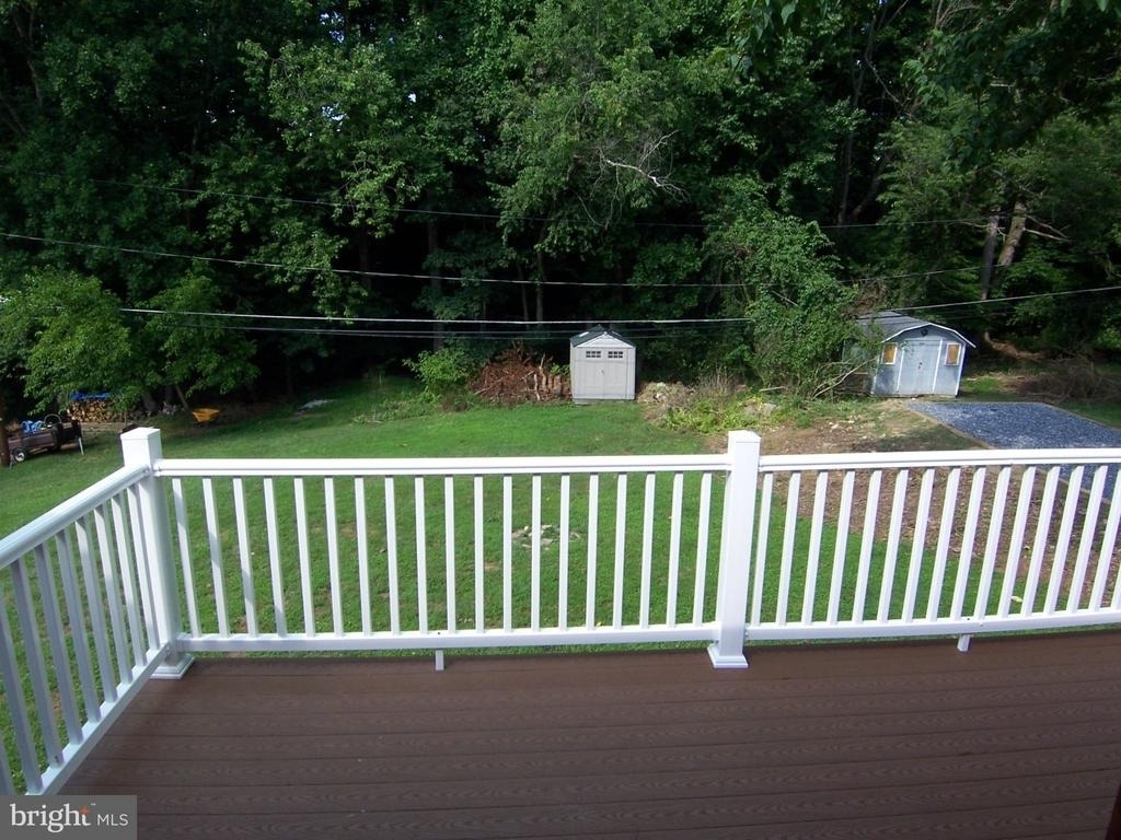 1609 Honeysuckle Drive - Photo 33