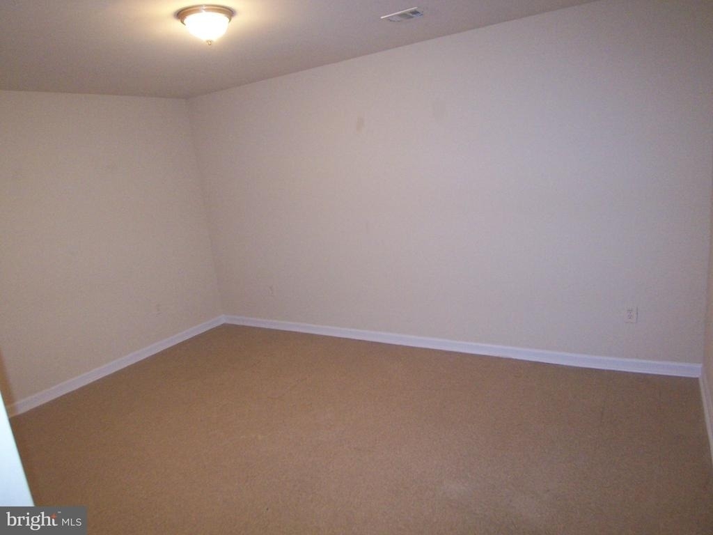 1609 Honeysuckle Drive - Photo 28