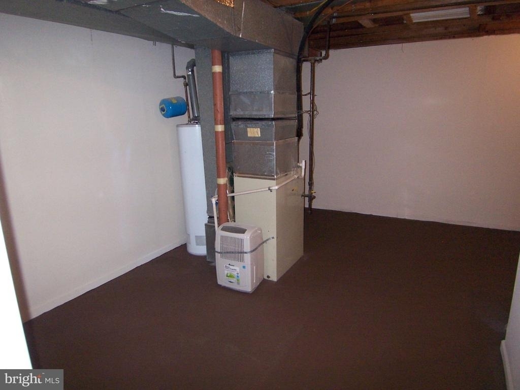 1609 Honeysuckle Drive - Photo 31