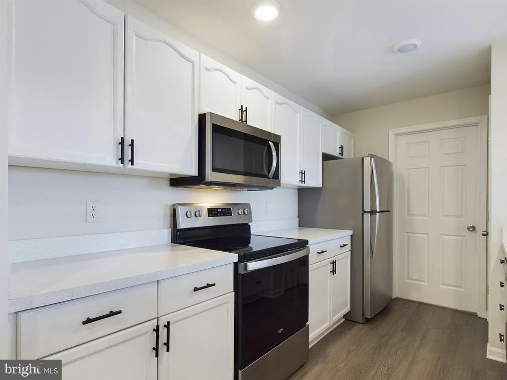 302 Baughmans - Photo 3