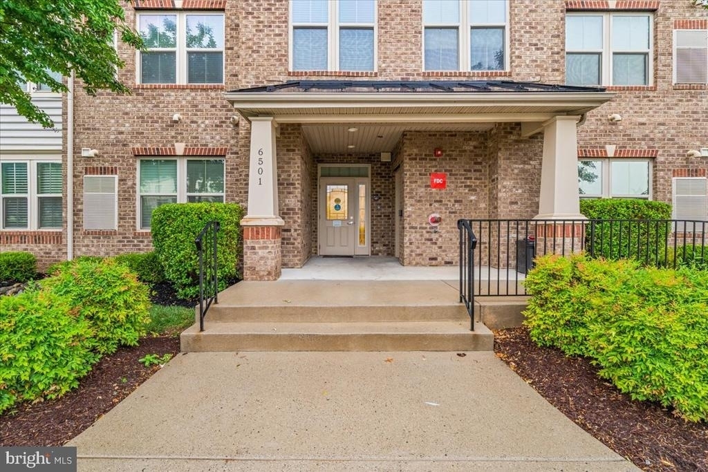 6501 Walcott Lane - Photo 2