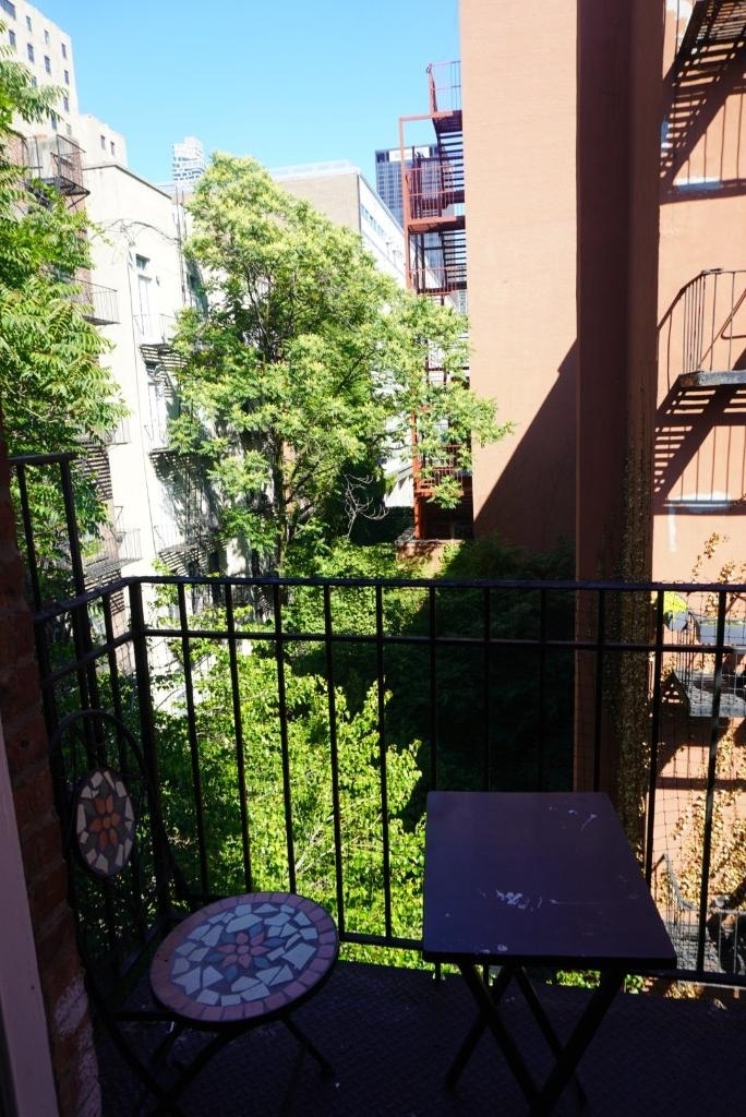 10th Avenue / 49th Street - Photo 9