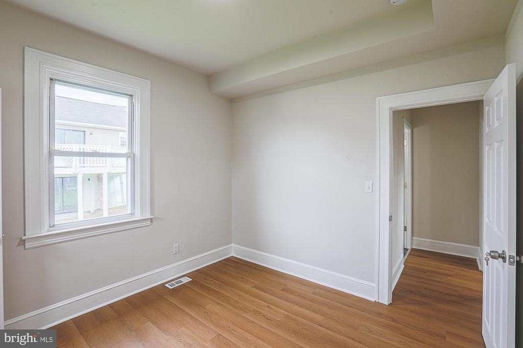 6512 Golden Ring Road - Photo 19