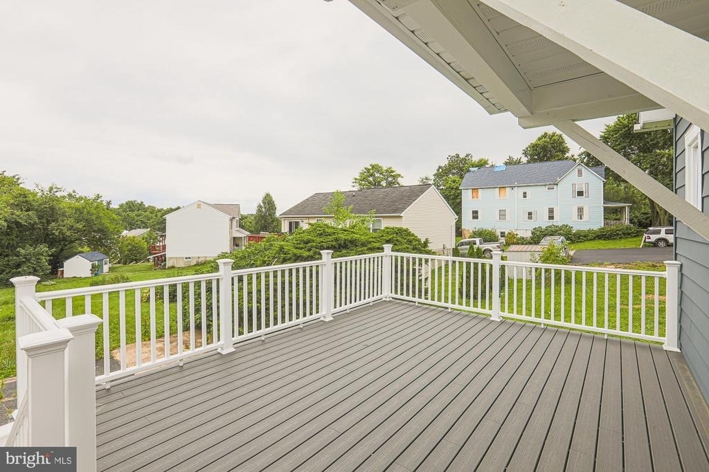 6512 Golden Ring Road - Photo 45