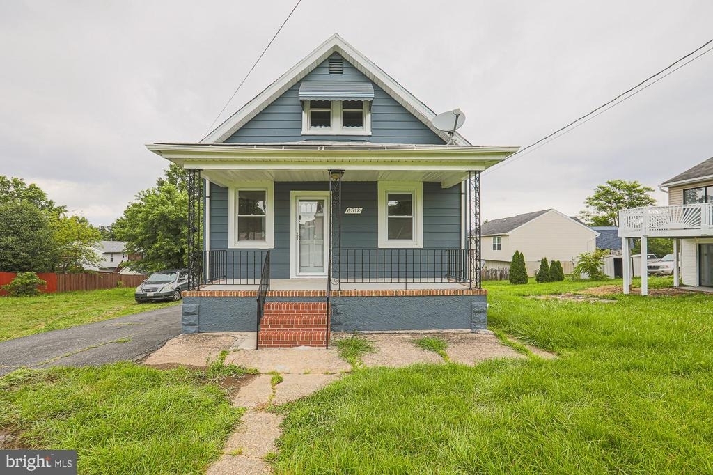 6512 Golden Ring Road - Photo 0