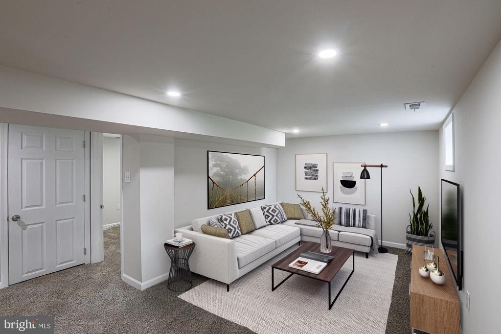 6512 Golden Ring Road - Photo 35