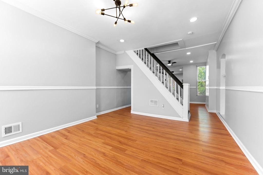 1629 N Wolfe Street - Photo 3