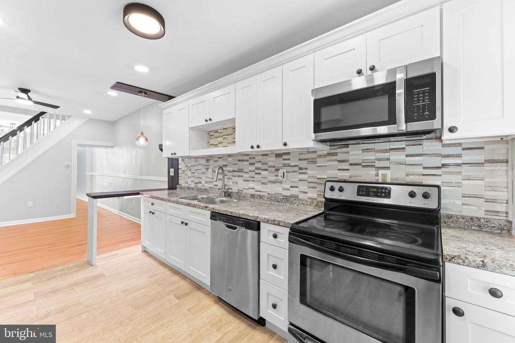 1629 N Wolfe Street - Photo 11