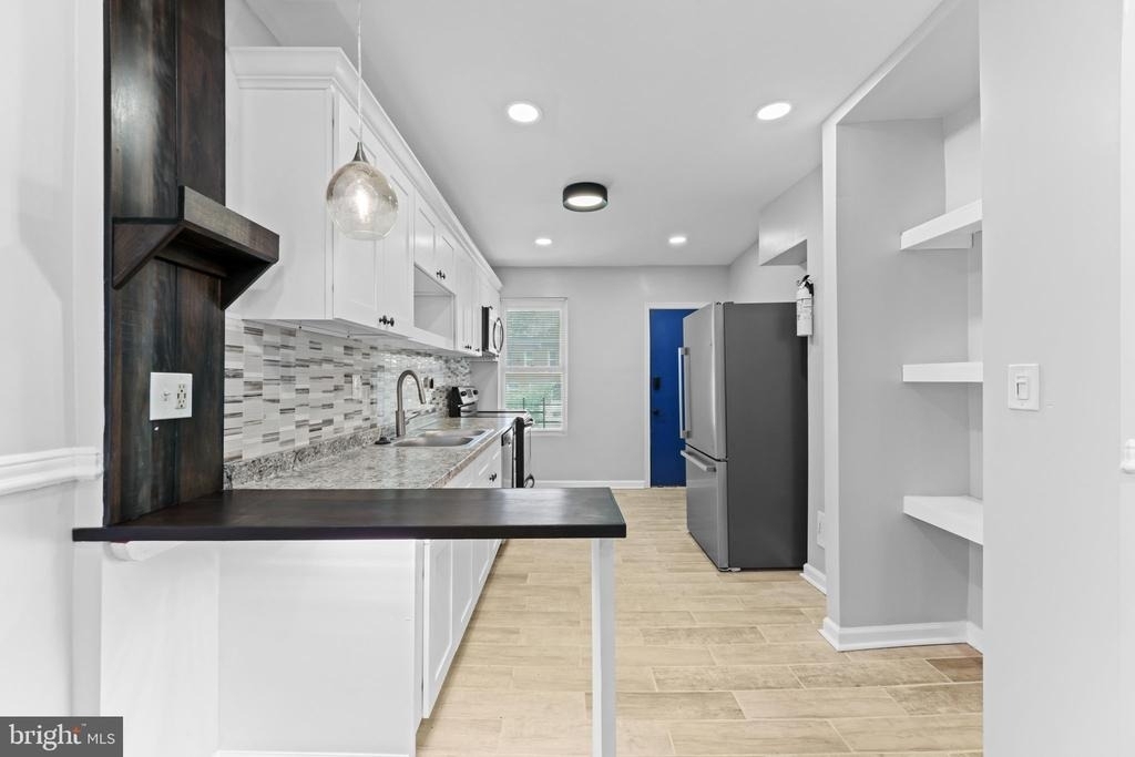 1629 N Wolfe Street - Photo 9