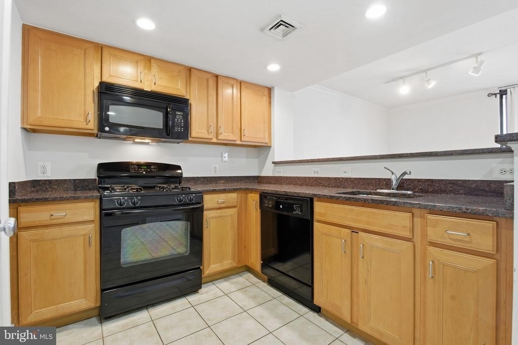 414 Water Street - Photo 6