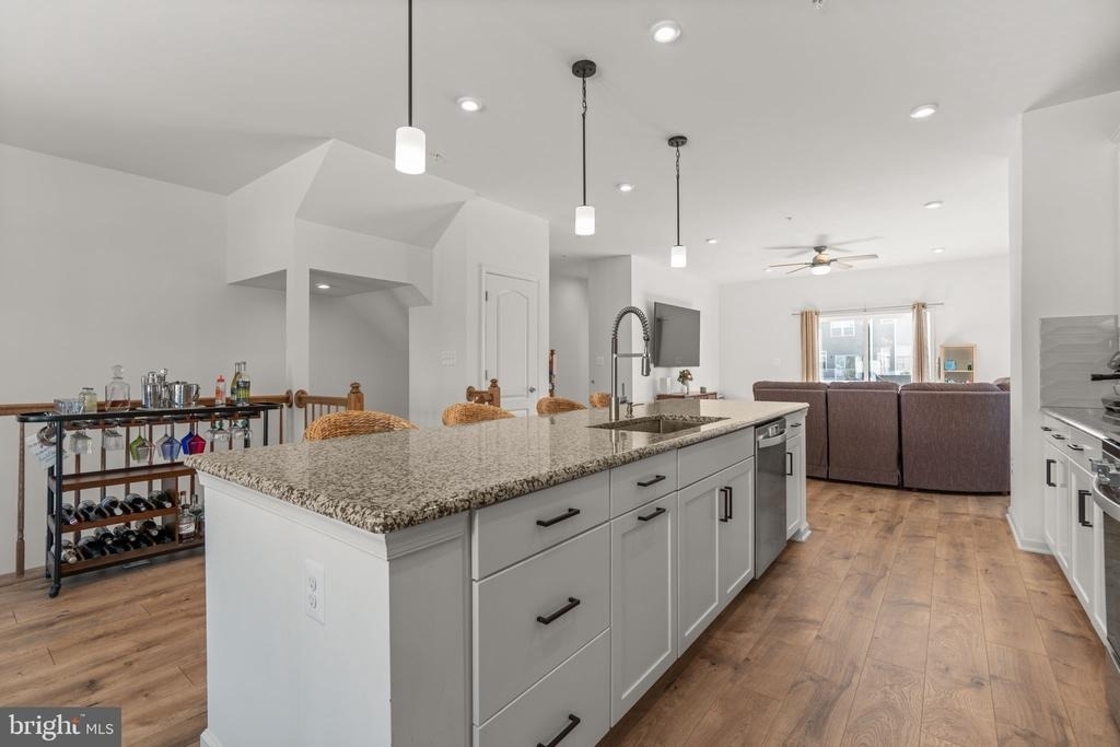 1605 Aster Lane - Photo 10