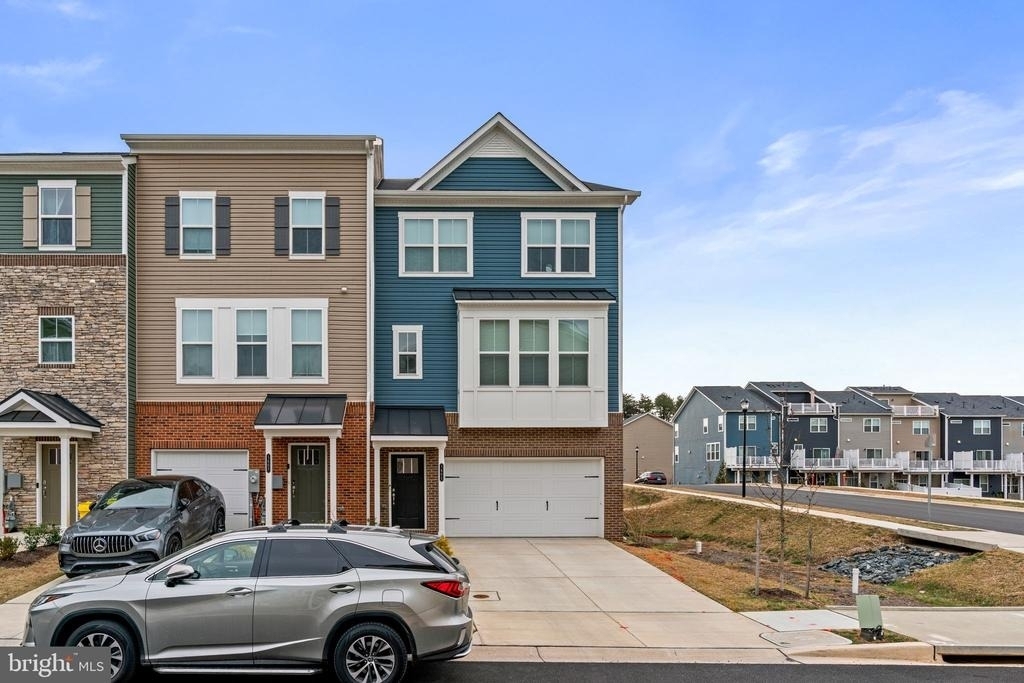 1605 Aster Lane - Photo 1