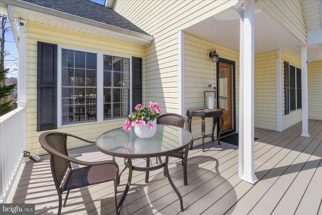 92 Clifford Boulevard - Photo 2