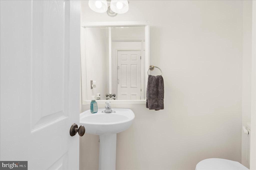 92 Clifford Boulevard - Photo 17