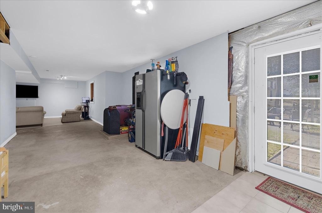 92 Clifford Boulevard - Photo 37