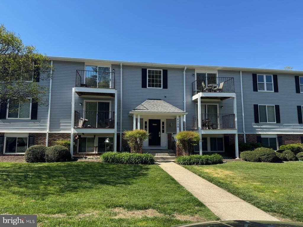 8036 Abbey Court - Photo 0