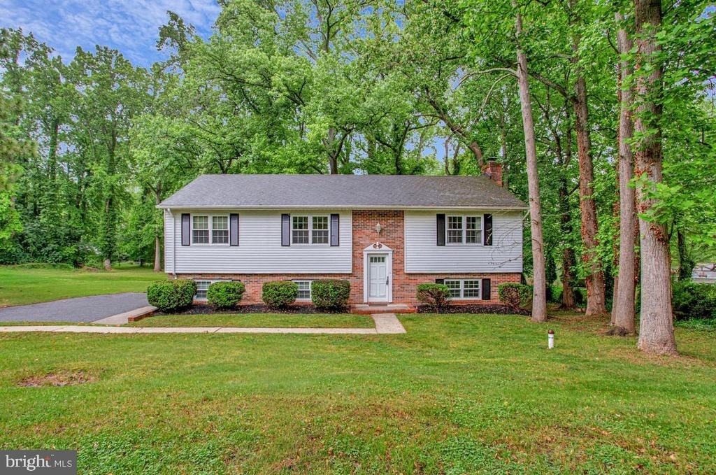 607 Ridge Drive - Photo 0