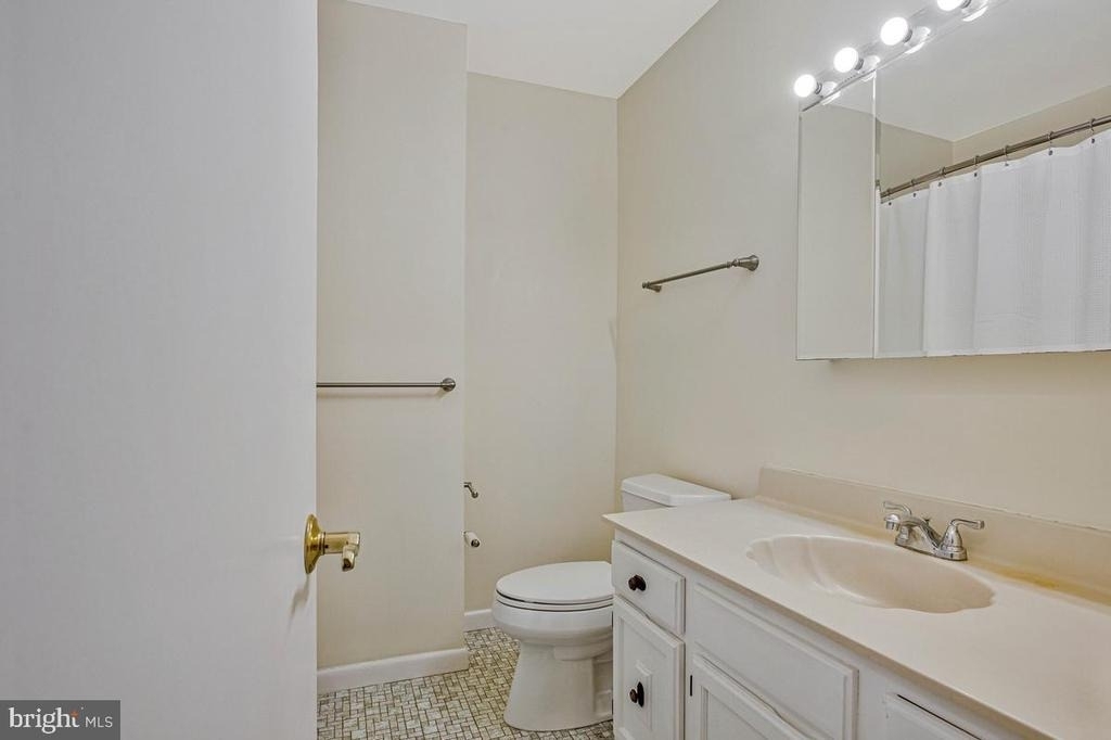 607 Ridge Drive - Photo 9