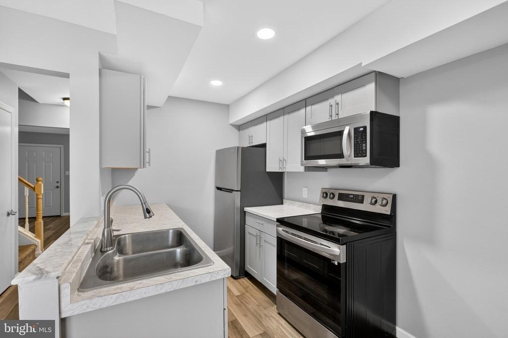 46 Village Drive - Photo 7