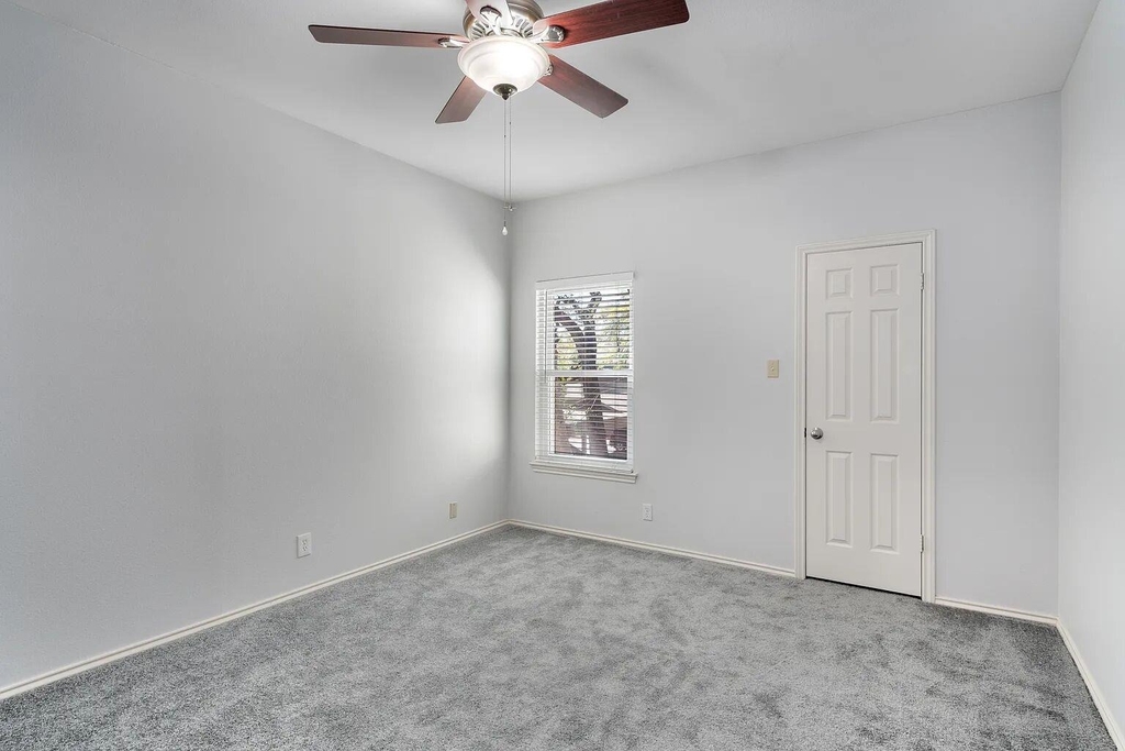 11970 Jollyville Rd - Photo 15