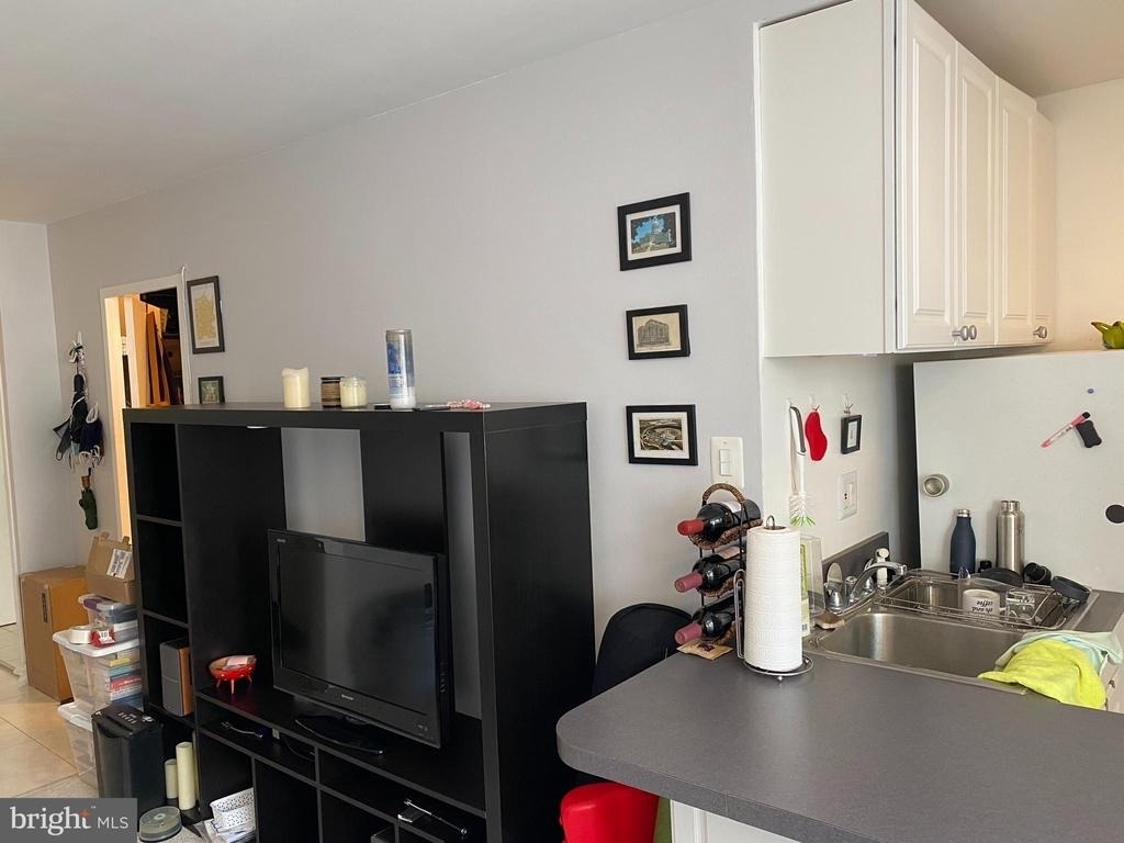 940 25th Street Nw - Photo 8
