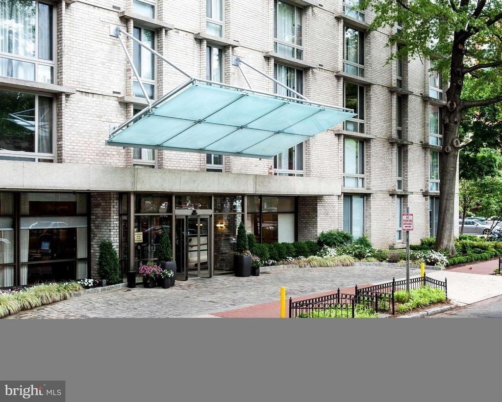 940 25th Street Nw - Photo 0
