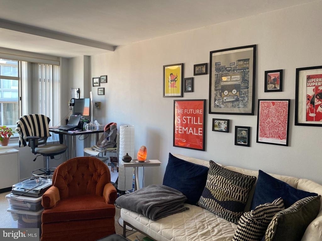 940 25th Street Nw - Photo 4