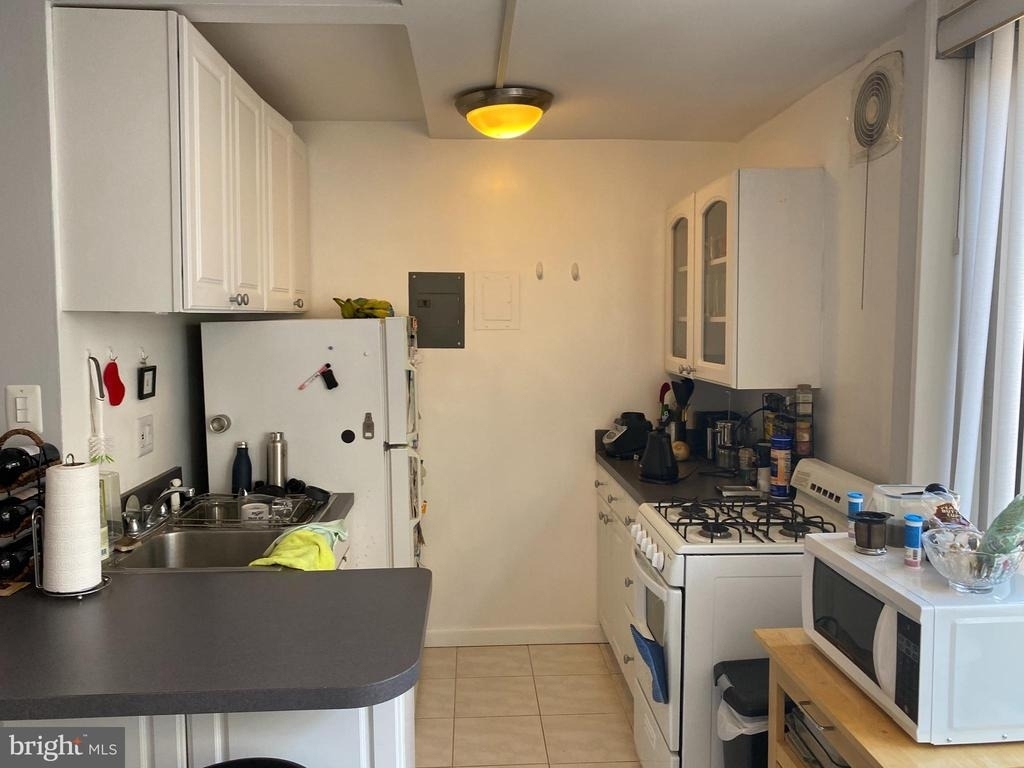 940 25th Street Nw - Photo 11