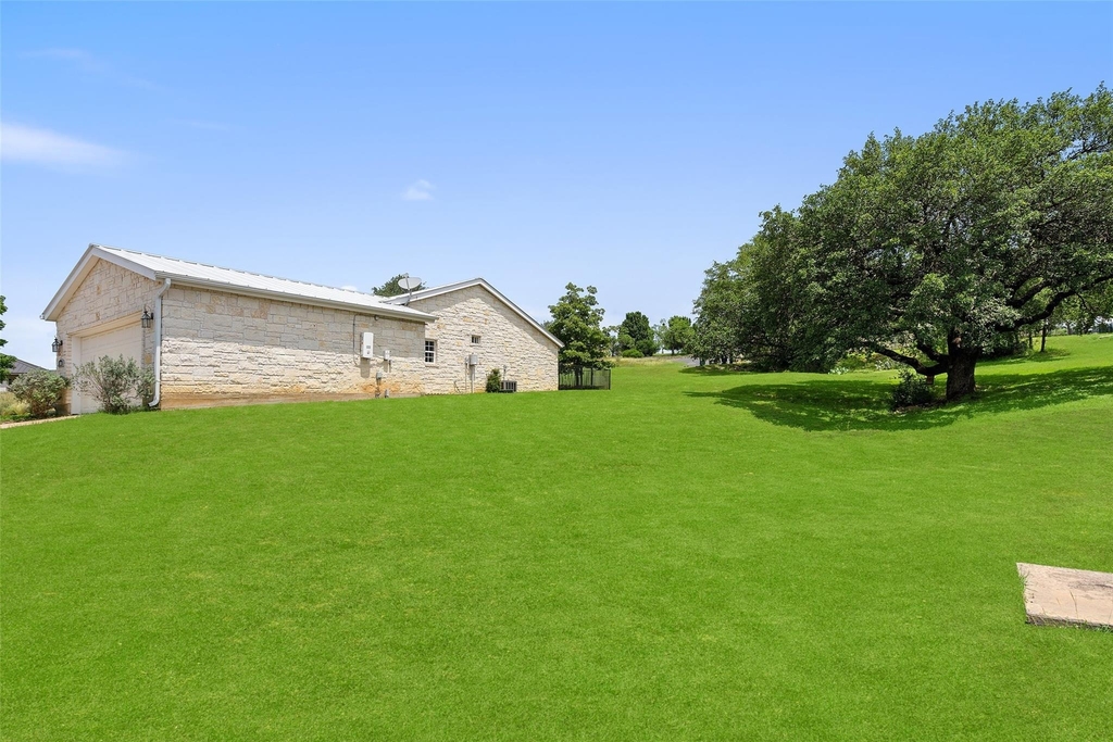 151 Uplift - Photo 29