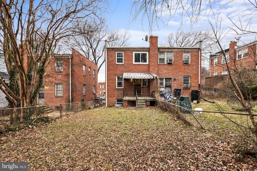 2412 18th Street Se - Photo 32