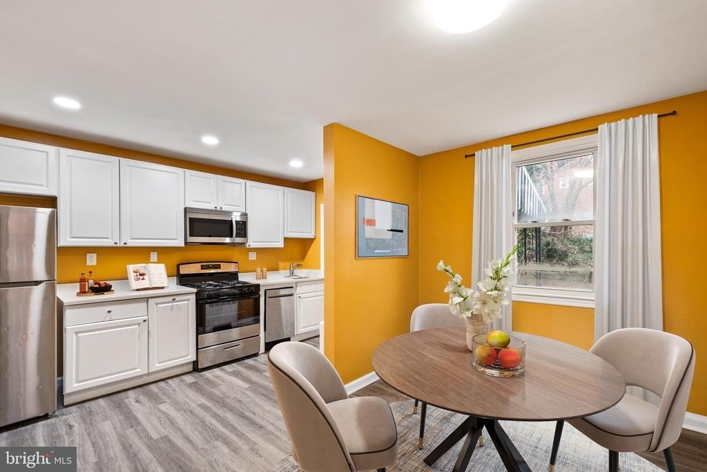 2412 18th Street Se - Photo 5