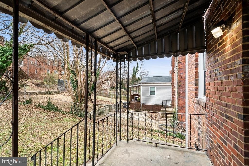 2412 18th Street Se - Photo 30