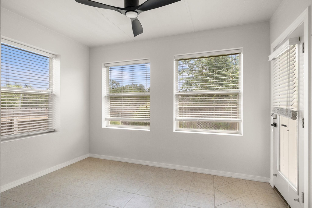 3929 Rolling Canyon Trl - Photo 10