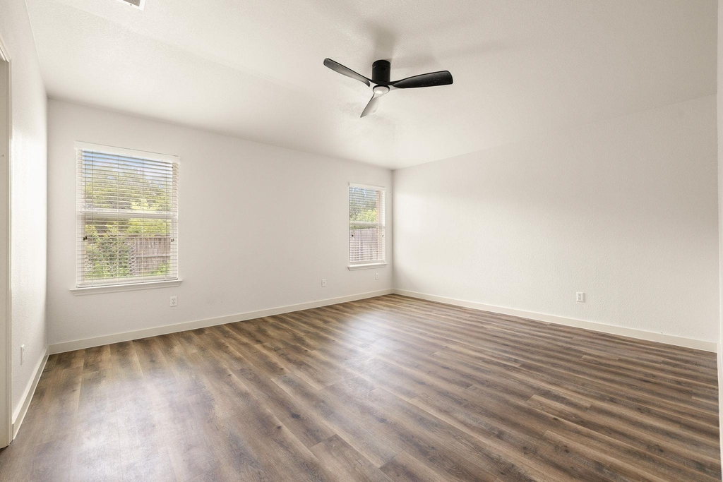 3929 Rolling Canyon Trl - Photo 11