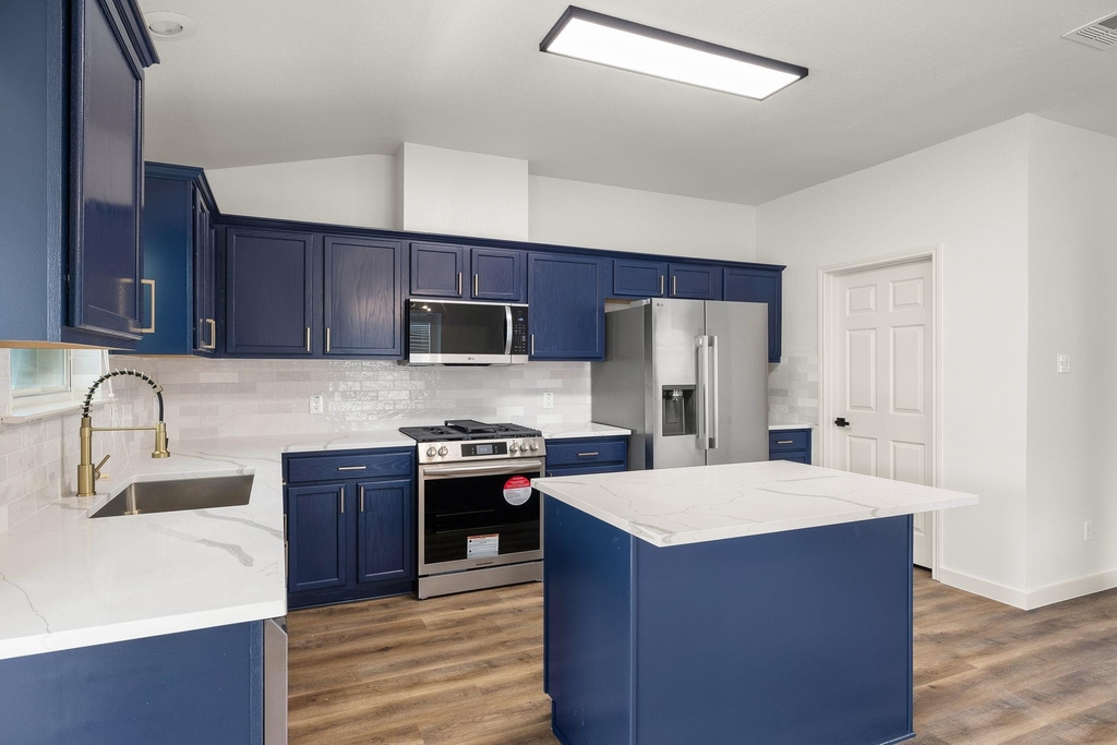 3929 Rolling Canyon Trl - Photo 7