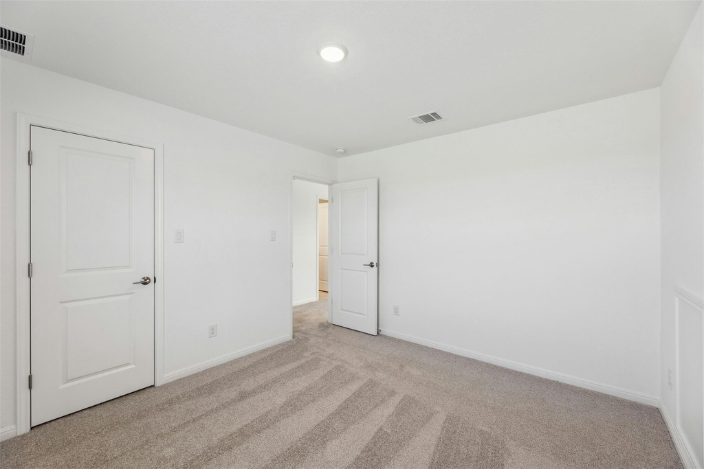 2001 Wynn Rd - Photo 32