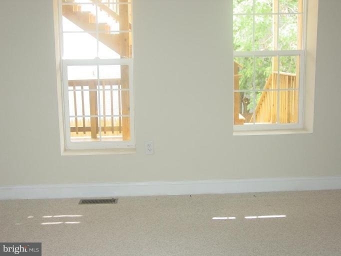 13 Ne S Street Ne - Photo 4
