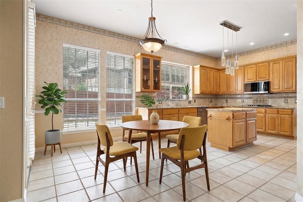 10707 Bramblecrest Dr - Photo 5