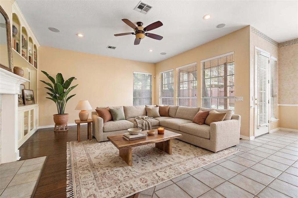 10707 Bramblecrest Dr - Photo 4