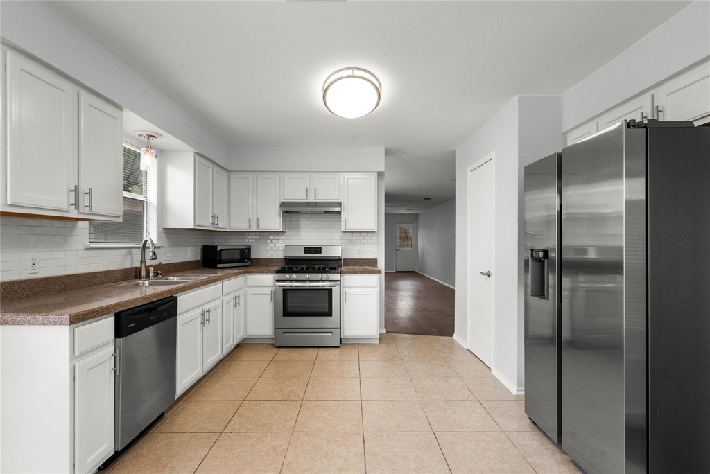10410 Cayuse Cv - Photo 8